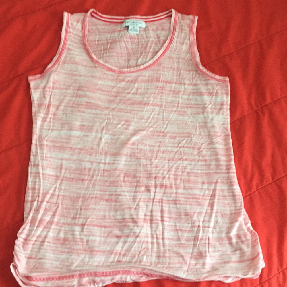 Soft lightweight sleeveless active shirt